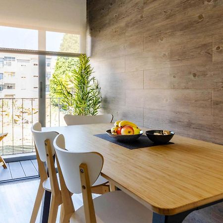 Host Wise - Amadeo Apartments 빌라노바데가이아 외부 사진